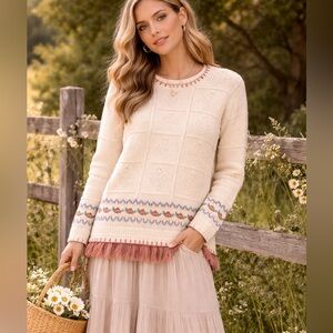 Vintage Cottagecore Crochet Floral Pattern Fringe Sweater - Cream Size Medium